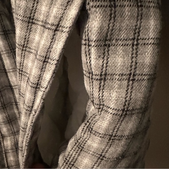 Sisters and Seekers Quilted Plaid Jacket - Picture 6 of 10